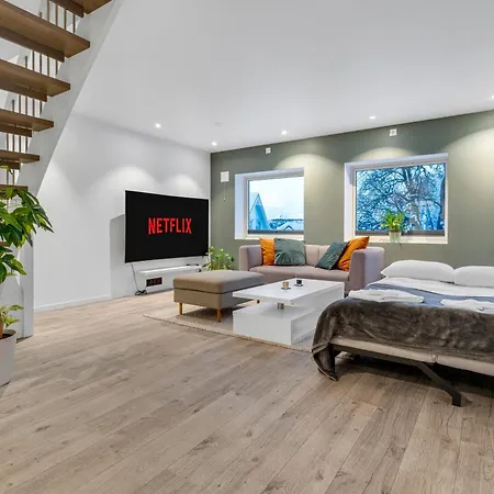 Fjellheisen L Amazing Sea & Mountain View Tromsø